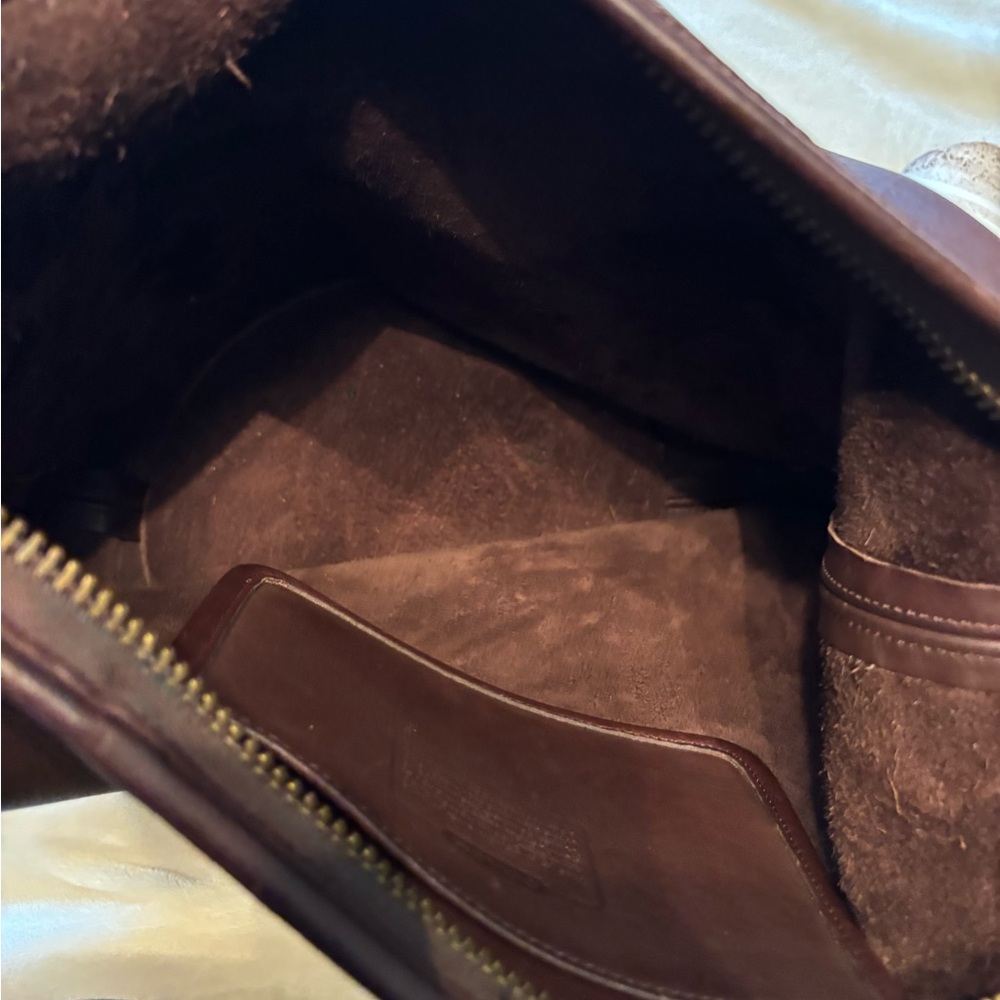 Elegant Brown Leather Men's Bag - Picture 5 of 7